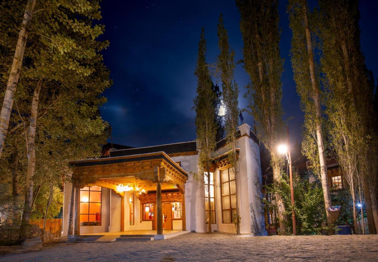 Lha-Ri-Sa Resort Leh Zewnętrze zdjęcie