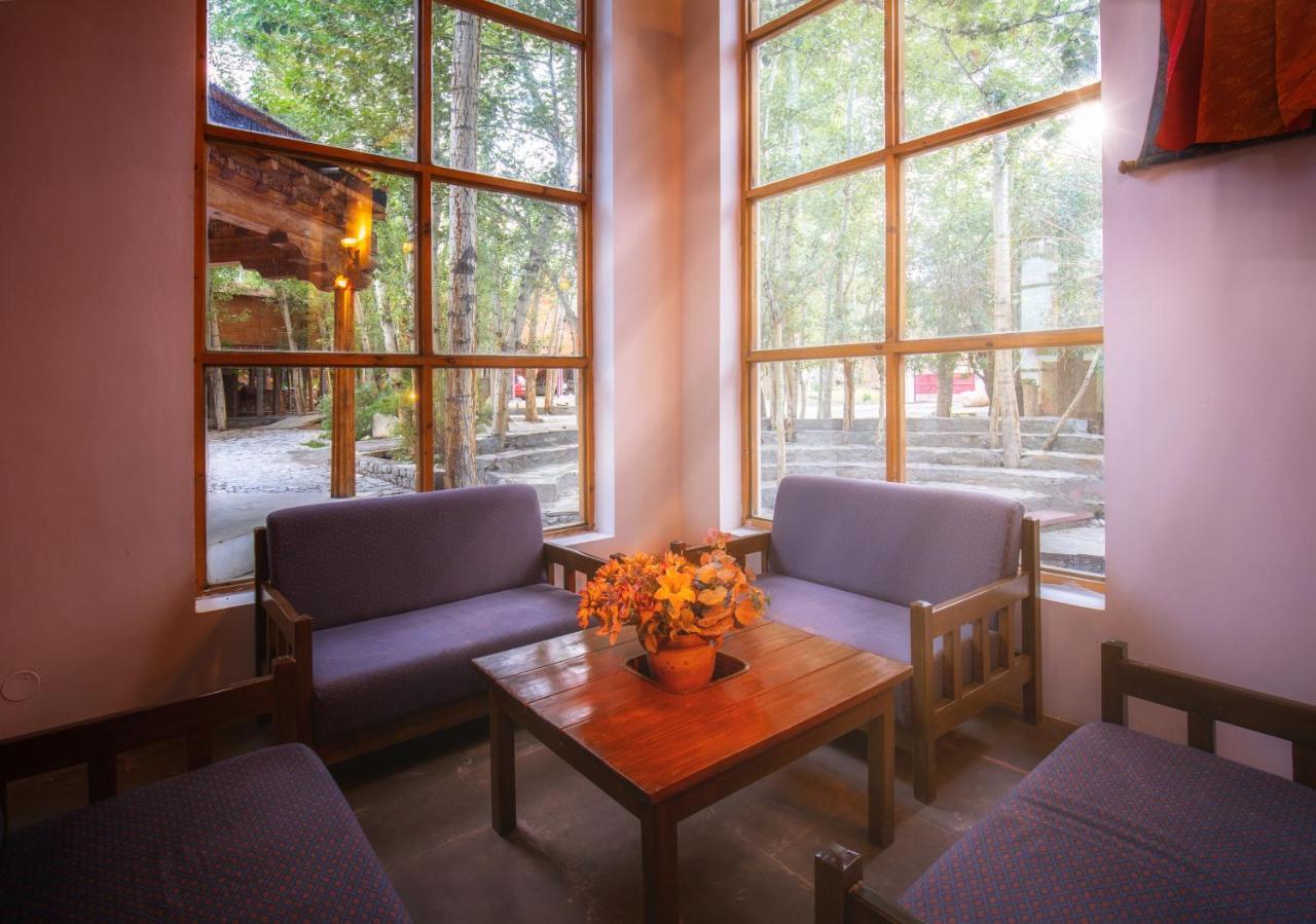 Lha-Ri-Sa Resort Leh Zewnętrze zdjęcie